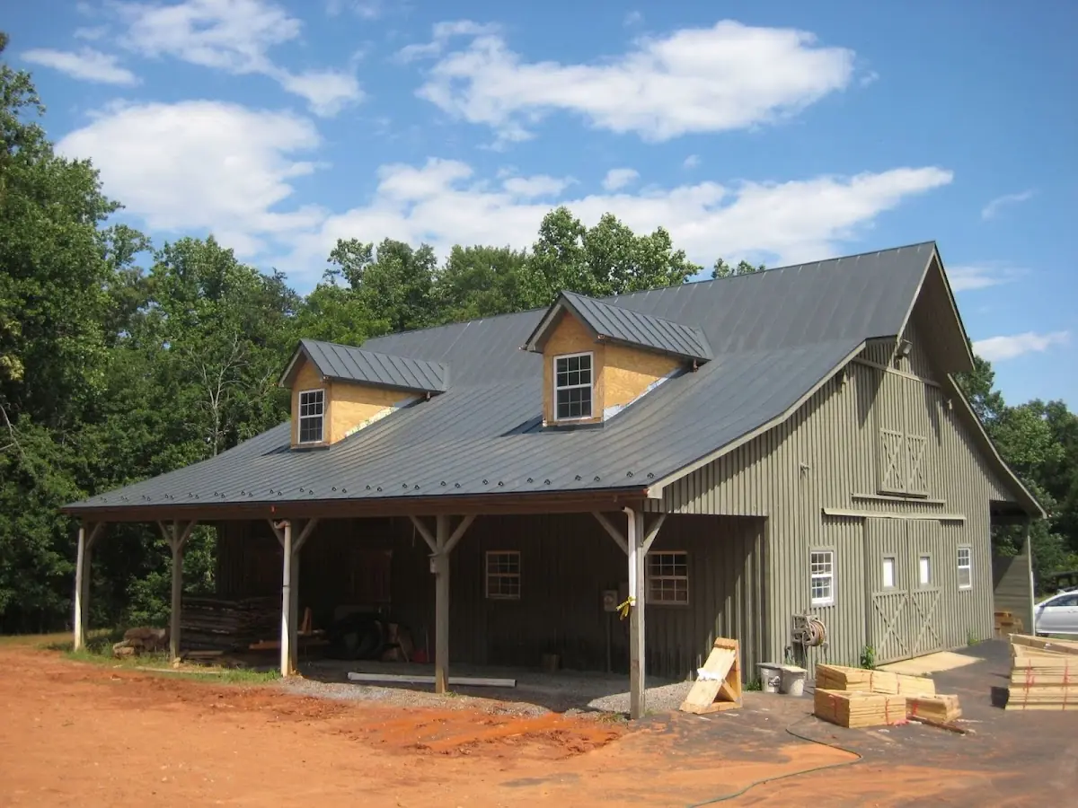 Expert Emergency Roof Leak Repair workmanship in Knik-Fairview